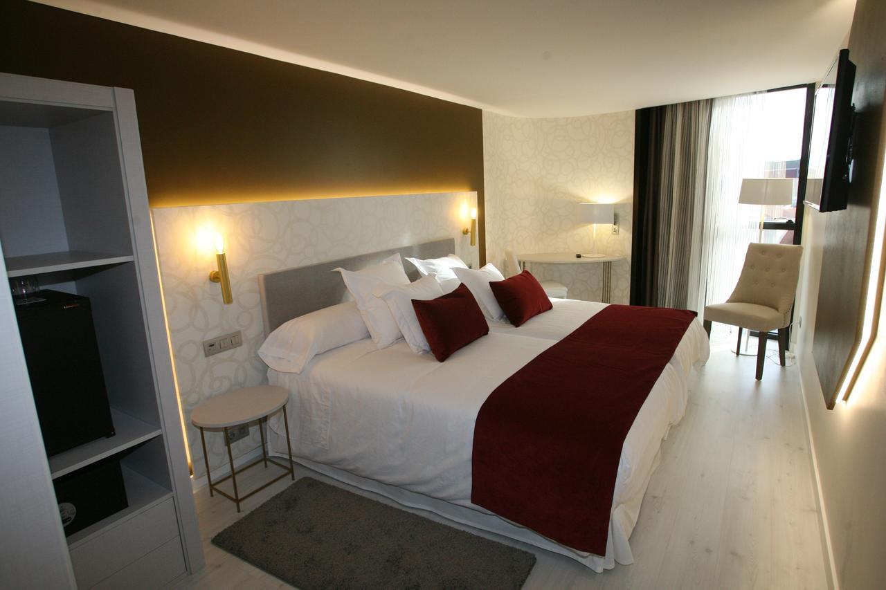 Hotel Cardenal Monforte De Lemos Εξωτερικό φωτογραφία