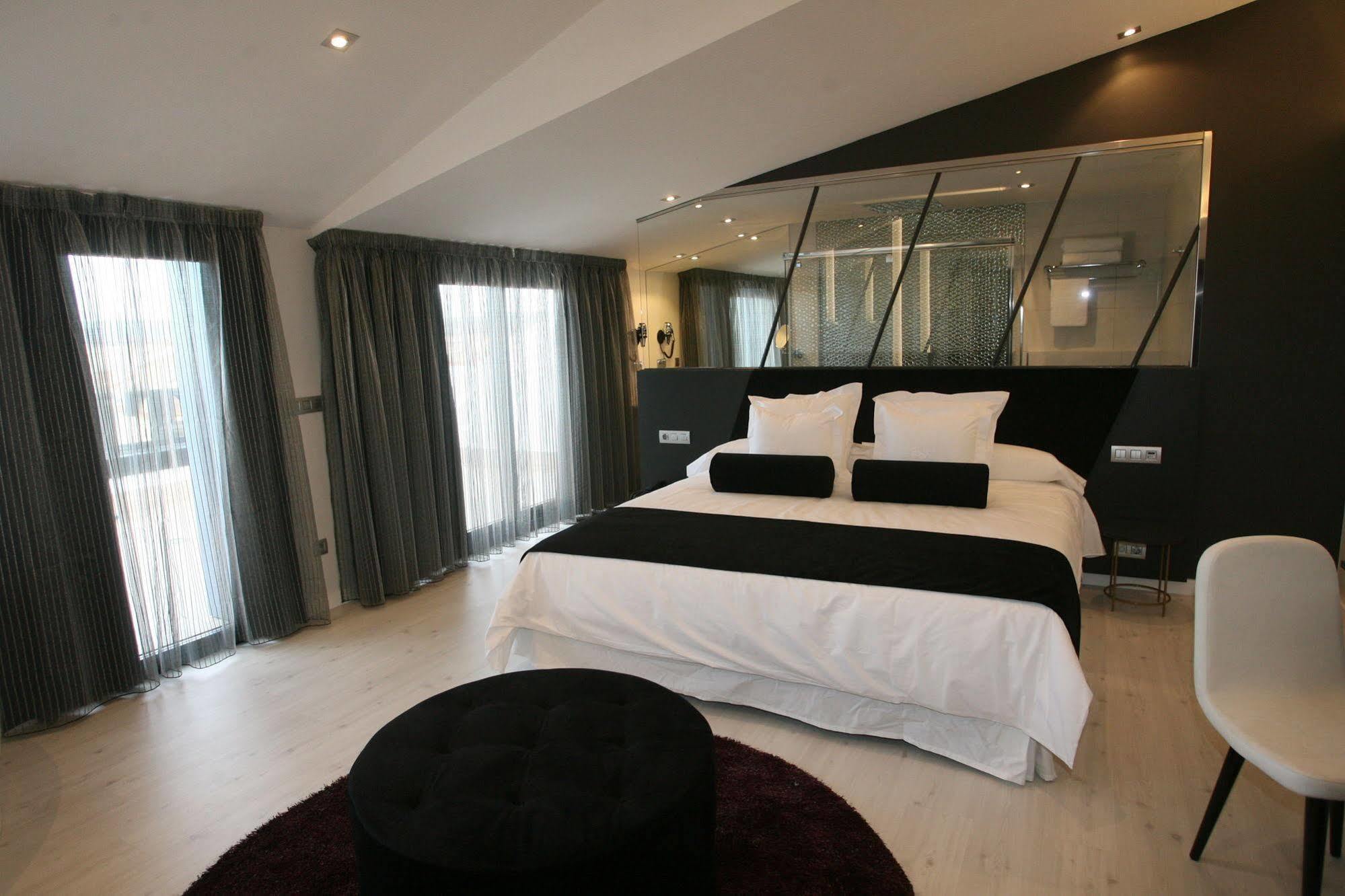 Hotel Cardenal Monforte De Lemos Εξωτερικό φωτογραφία